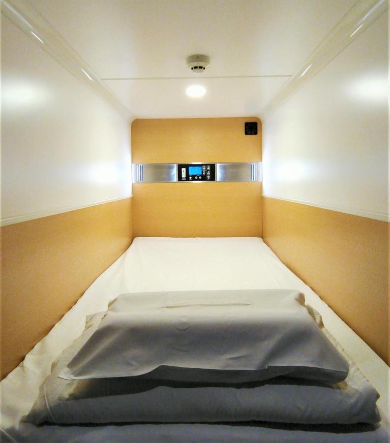 Kapselhotel Men Only Capsule & Sauna, Bathhouse 男性専用サウナ&カプセル Minami Roppongi